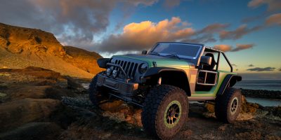Concept Jeep Wrangler Trailcat on a rocky cliff