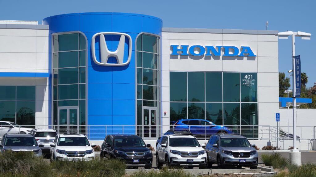 Vista, CA USA - April 29, 2021: Newly built modern Honda dealers