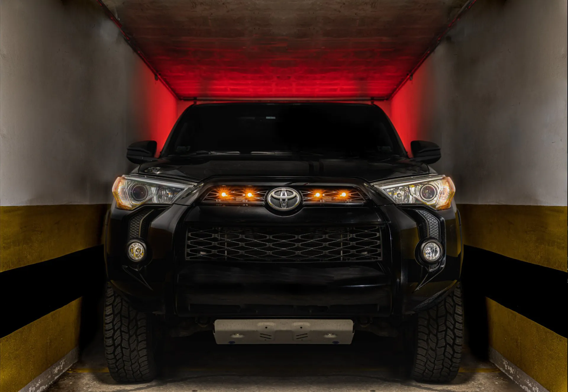 2017 Toyota 4runner truck in black color parked