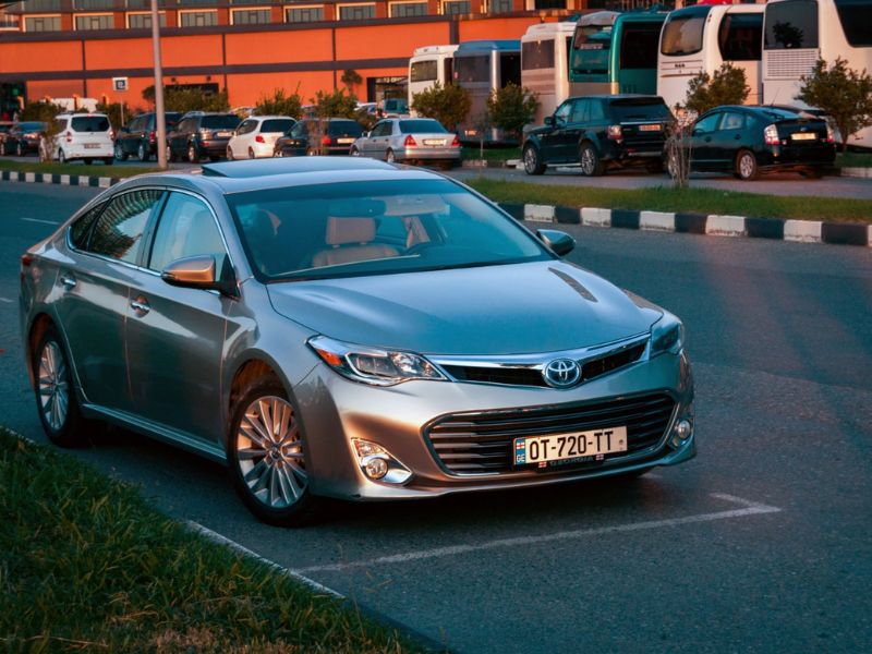 Toyota Avalon Years to Avoid: Essential Buyer’s Guide