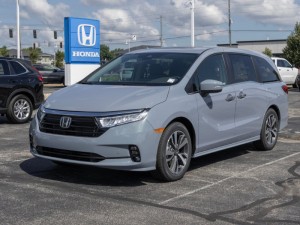 Honda Odyssey Touring display at a dealership.